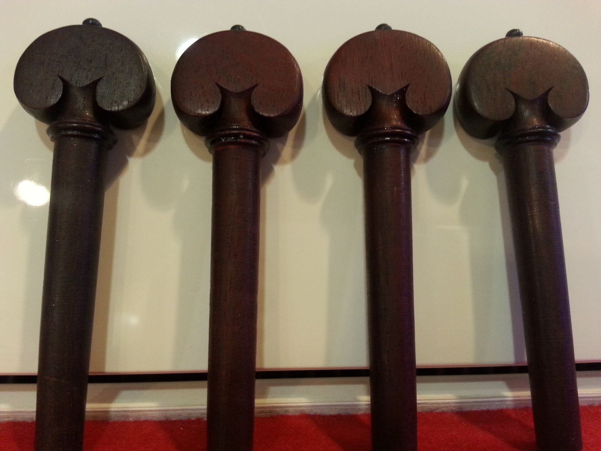 VİYOLA KULAĞI PICALDI ROSEWOOD (GÜL AĞACI) KALP SET