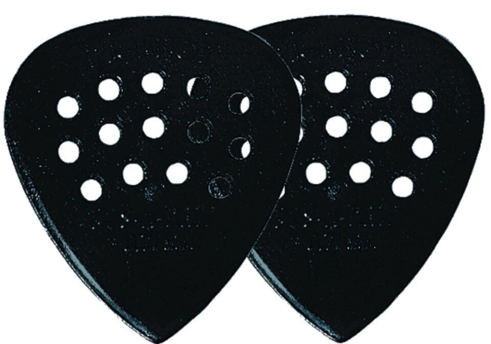 PENA PICKBOY DELİKLİ MEDIUM 0,70MM GEWA