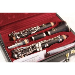 Buffet Crampon E11 Bb (Si Bemol ) Klarnet BC2501-2-0GB Buffet Crampon E11 Bb (Si Bemol ) Klarnet BC2501-2-0GB